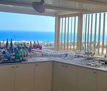 Apartment Executive Junior With Balcony *
